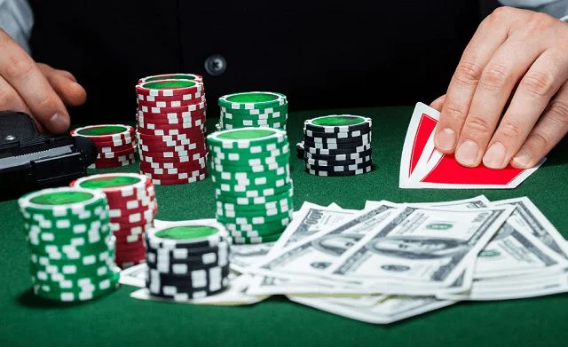 Tìm hiểu về bài rác là gì trong Poker